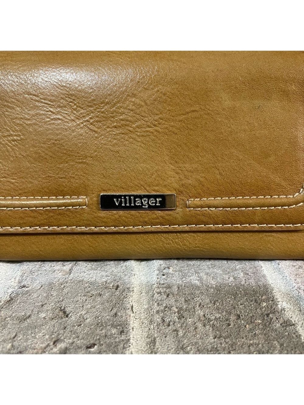 Wallet - Picture 2 of 10